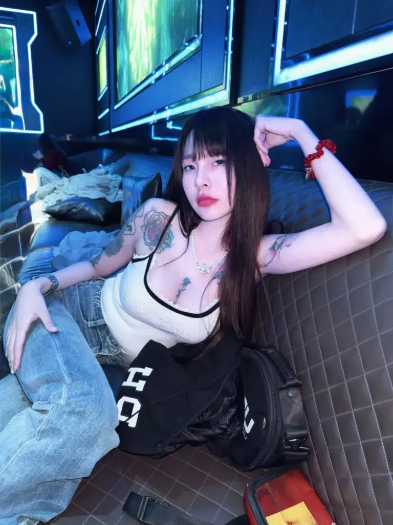 baby_bee999 เด็ด